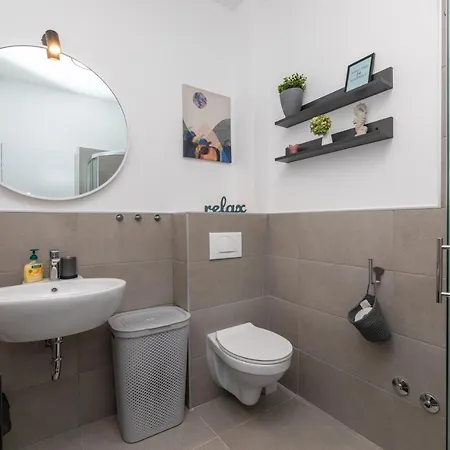 Apartment Sanja *