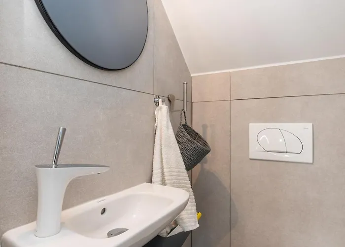 דירה Sanja פוסטיר